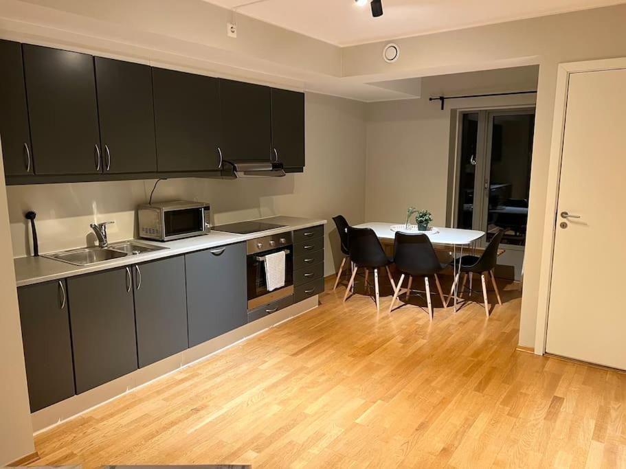 4-Bedroom-Apt For 7/Oslo Central Екстер'єр фото